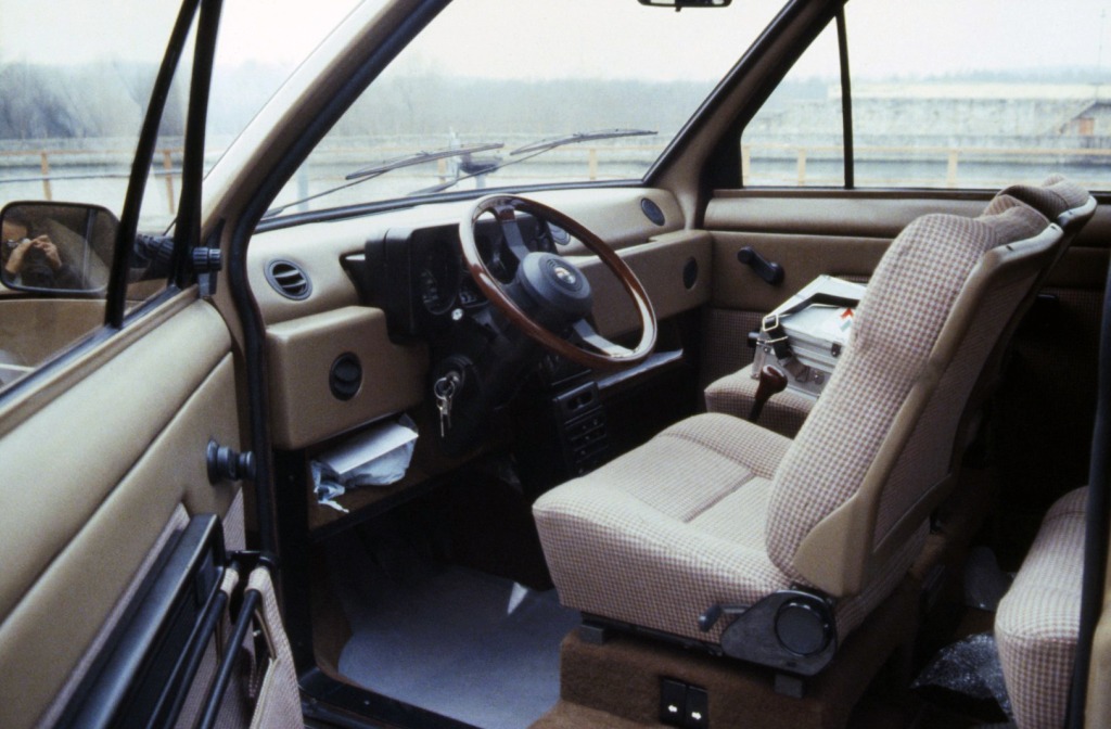 Alfa Romeo Z33 Tempo Libero