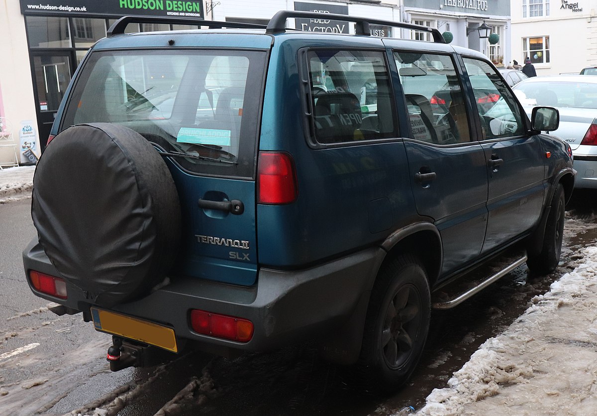 Nissan Terrano II