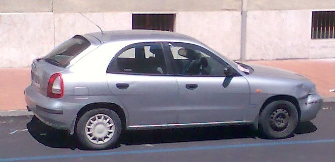 Daewoo Nubira Hatchback