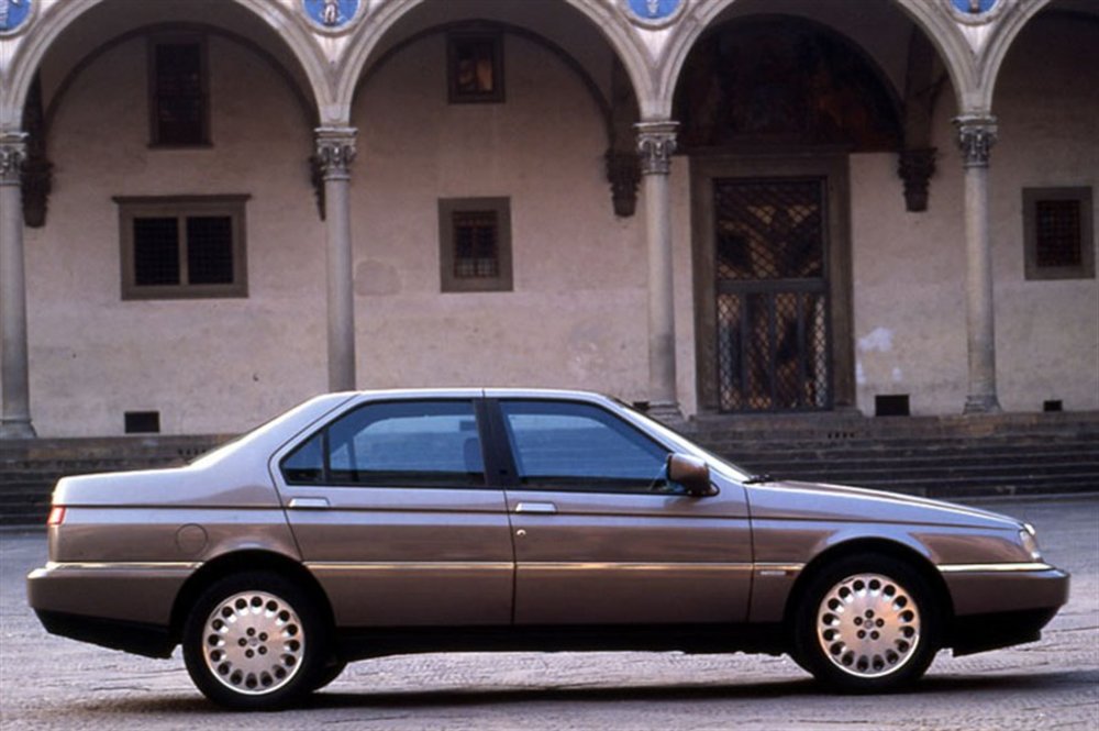 Alfa Romeo 164