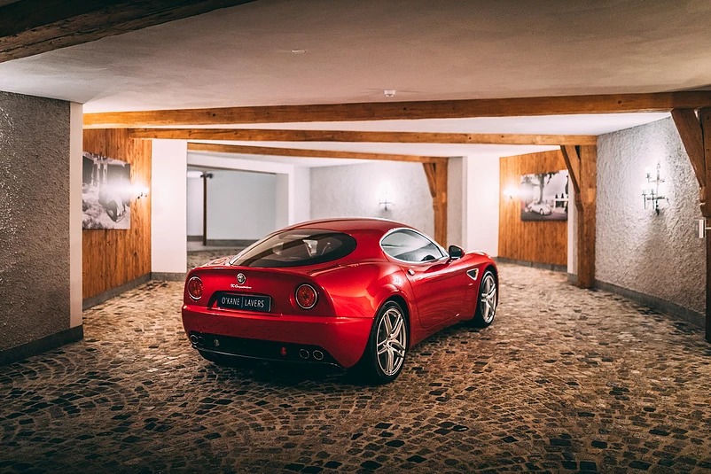 Alfa Romeo 8C Competizione Touring