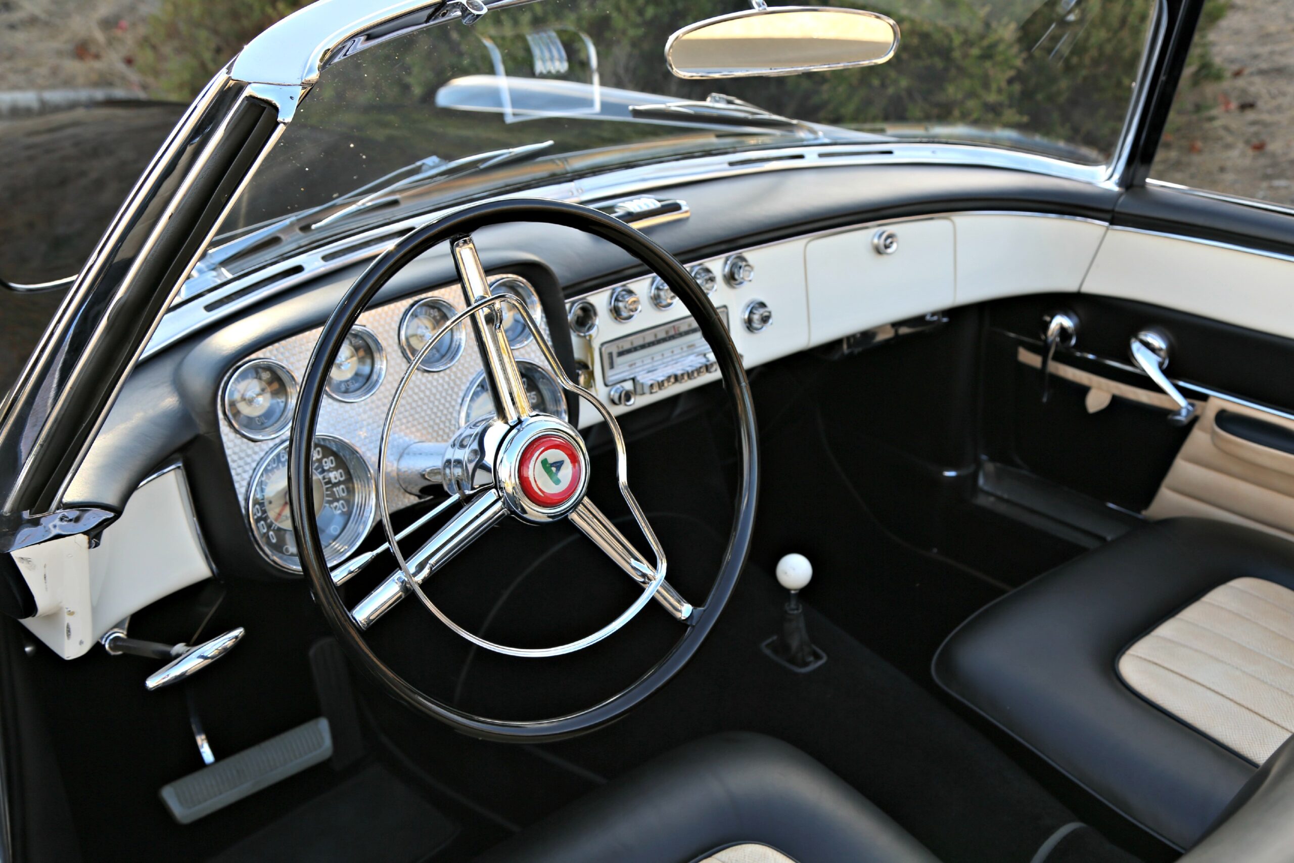 Dual-Ghia Firebomb