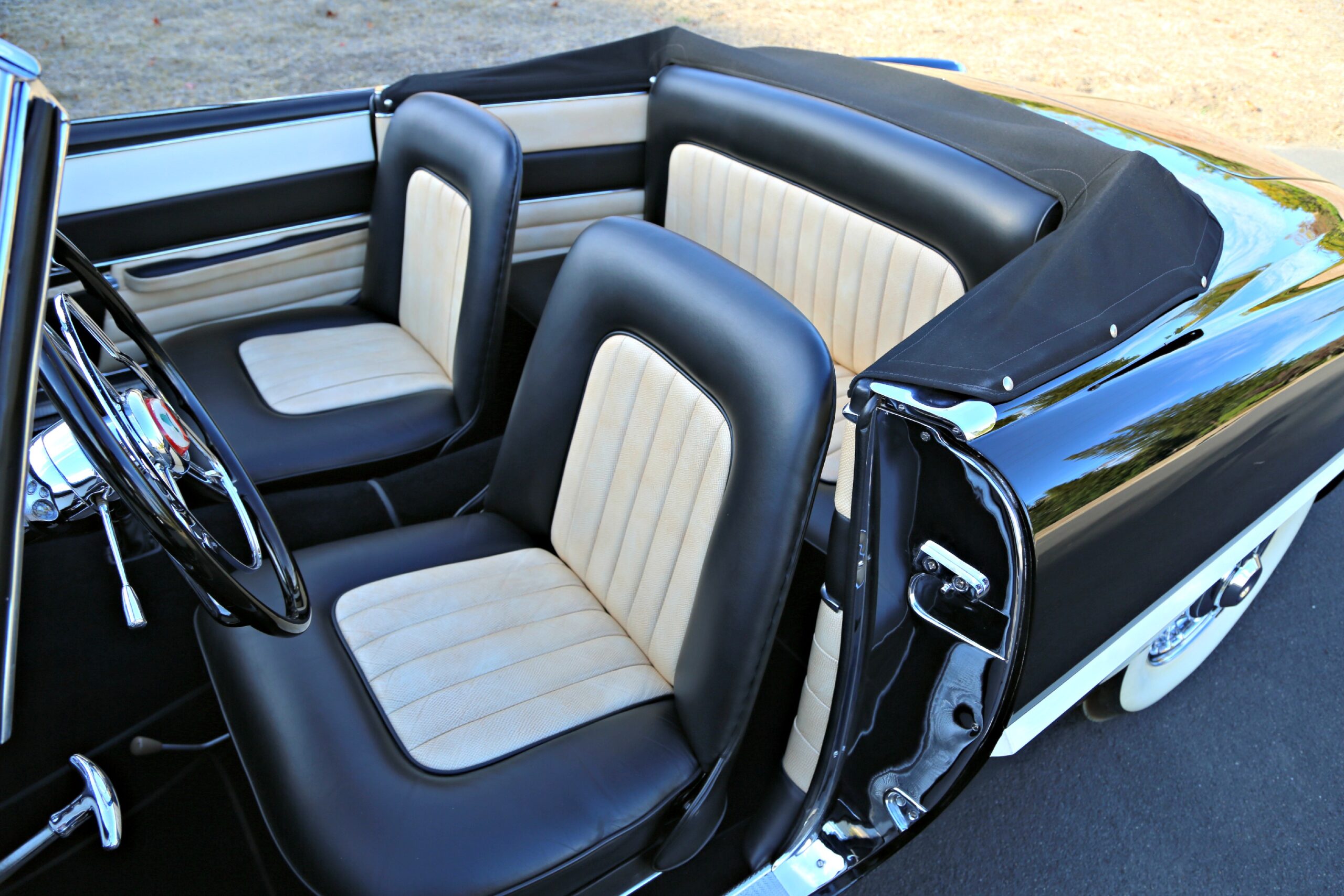 Dual-Ghia Firebomb