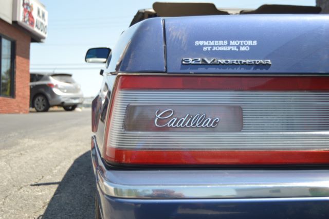 Cadillac Allanté