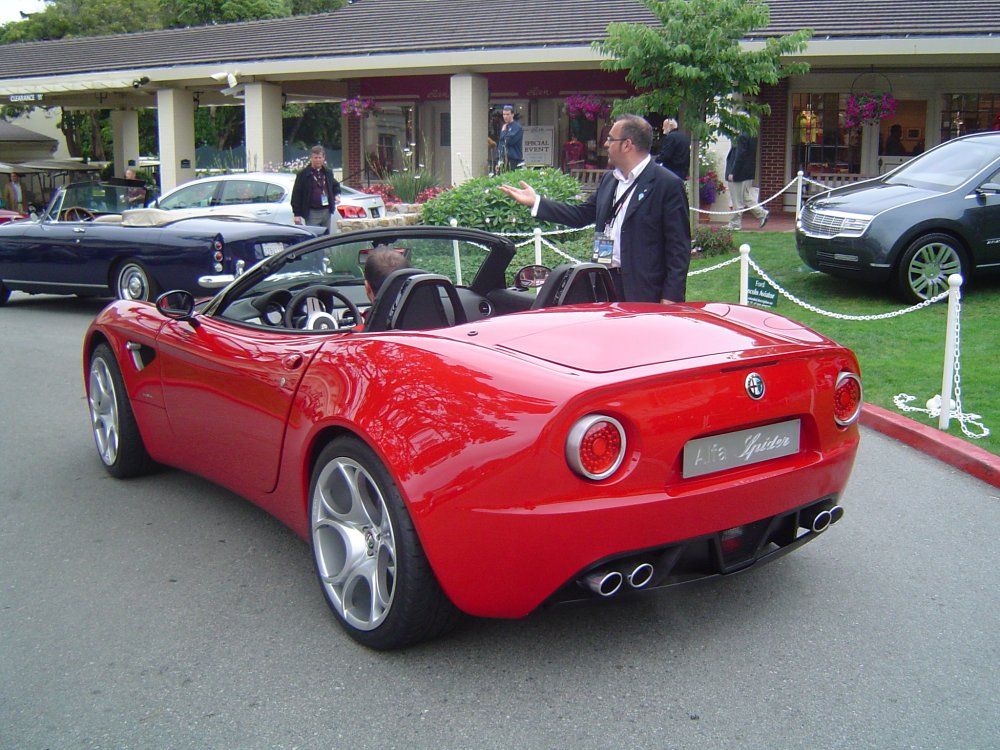 Alfa Romeo 8C Spider Concept
