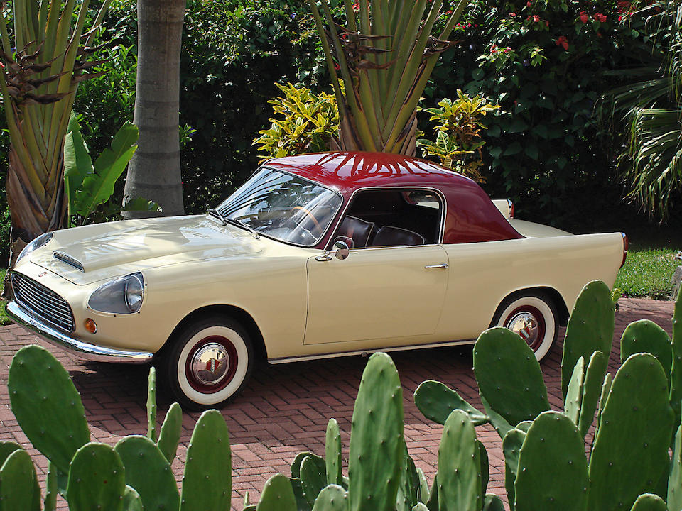 Moretti 750 Tour de Monde Coupé