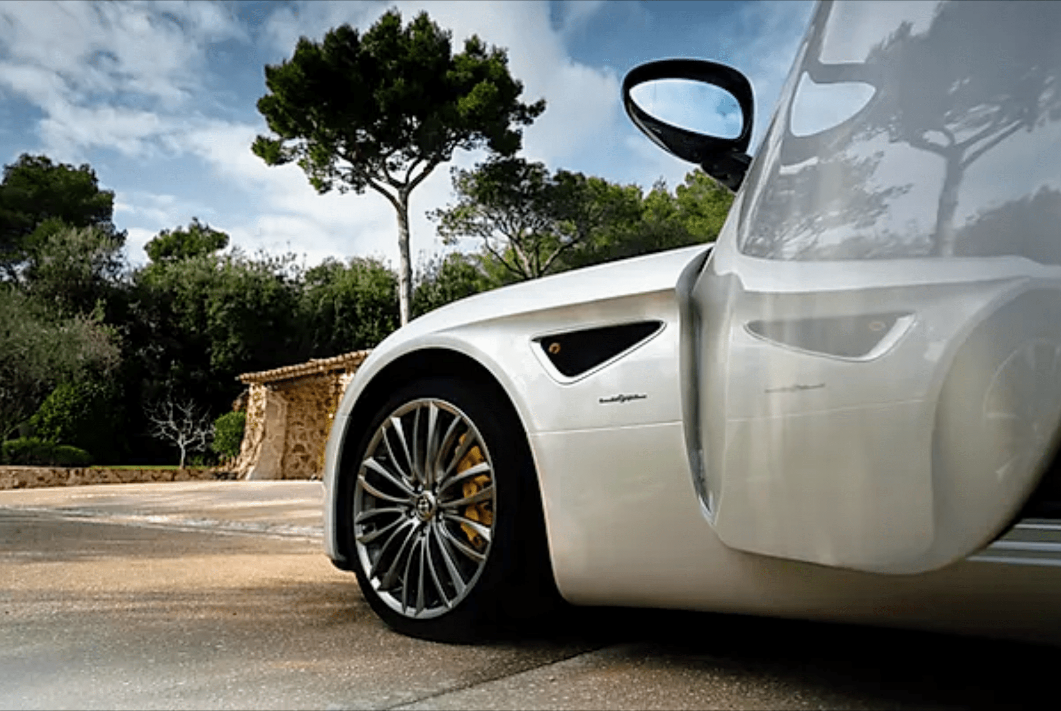 Alfa Romeo 8C Spider Touring
