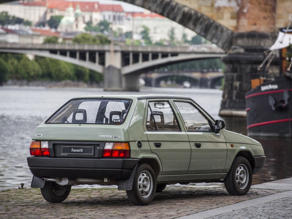 Skoda Favorit