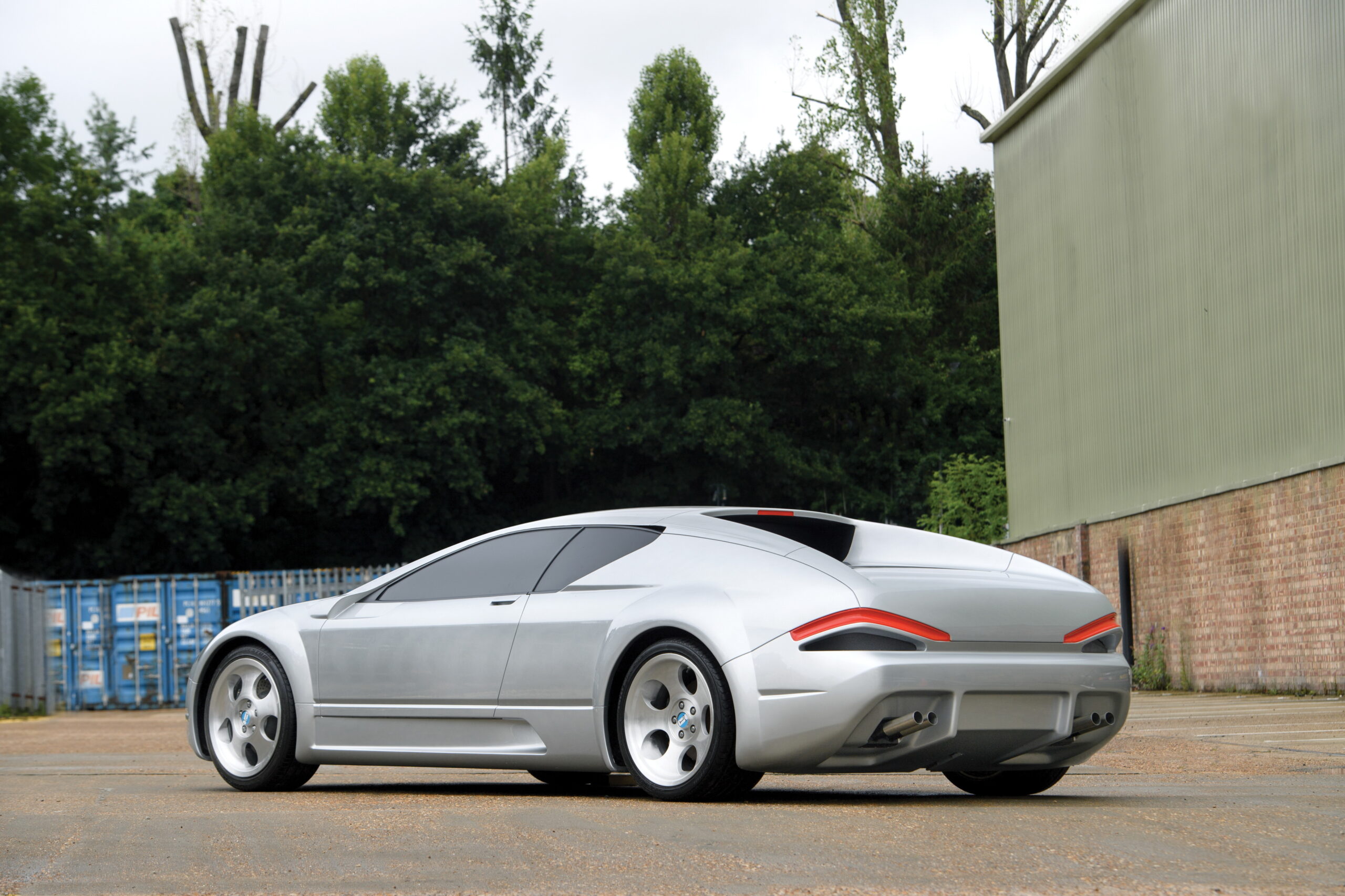 De Tomaso Pantera 2000