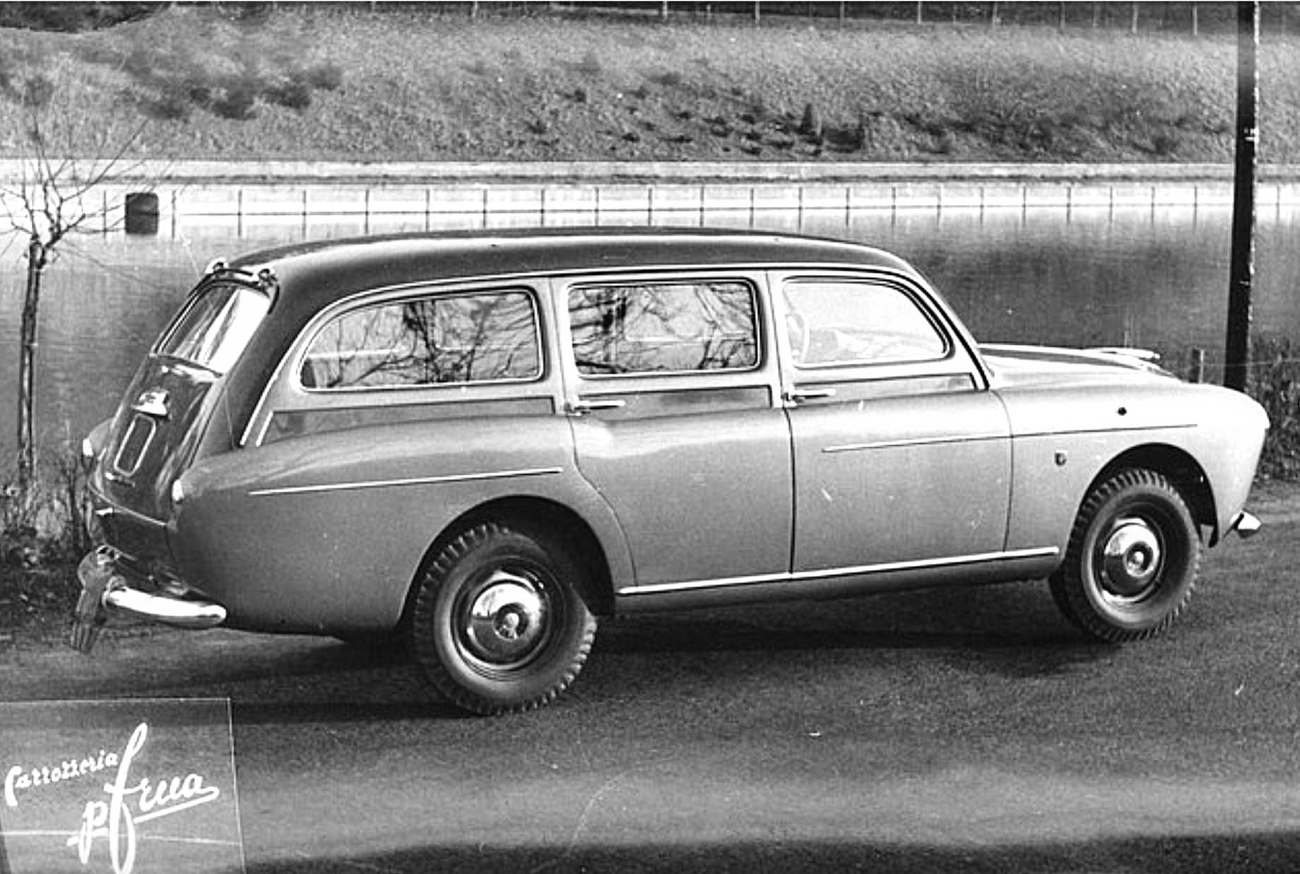 Alfa Romeo 1900 Giardinetta Ghia