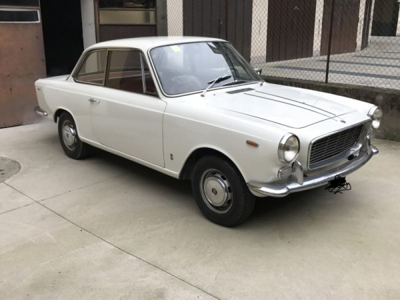 Fiat 1500 Coupé Vignale