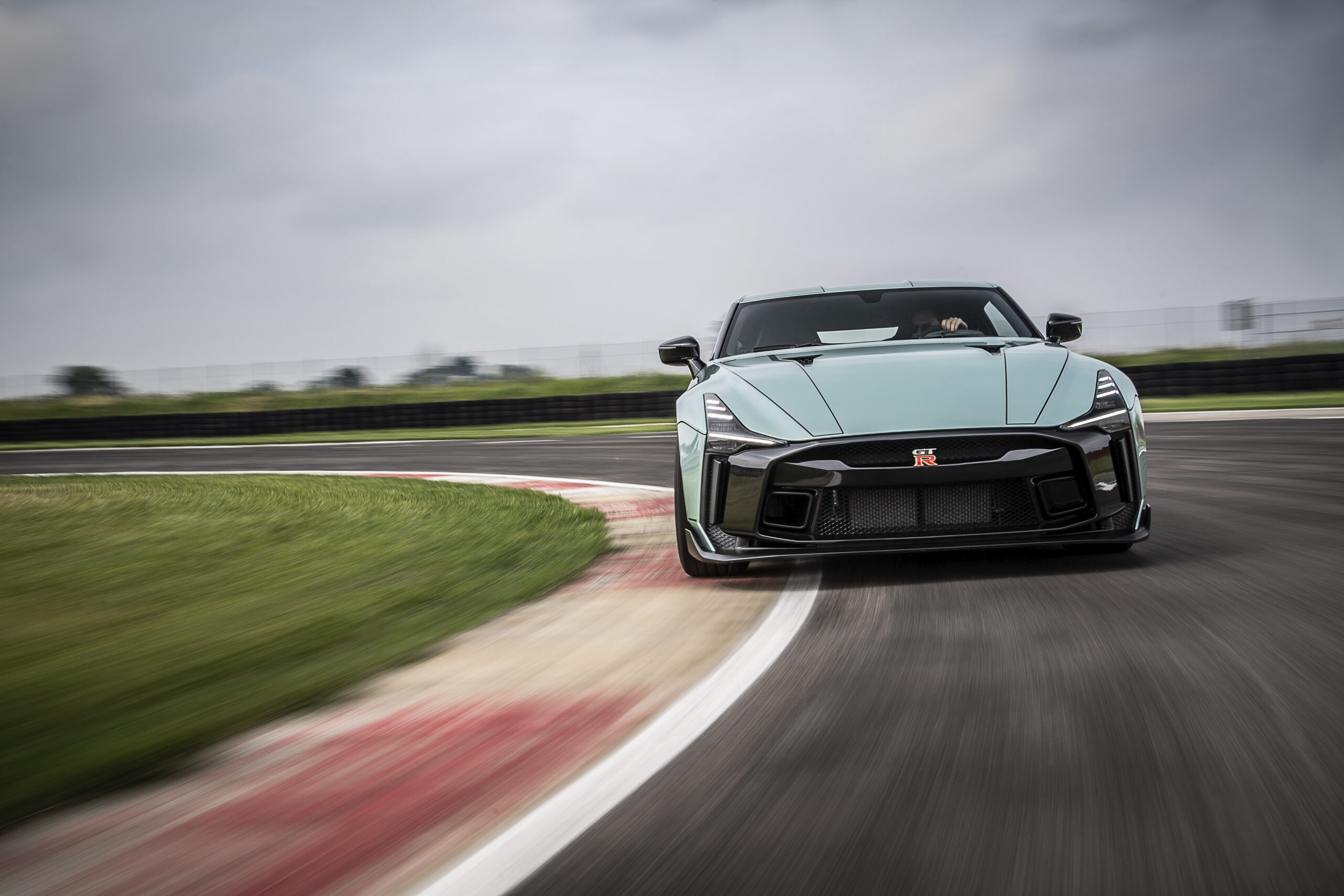 Nissan GT-R 50