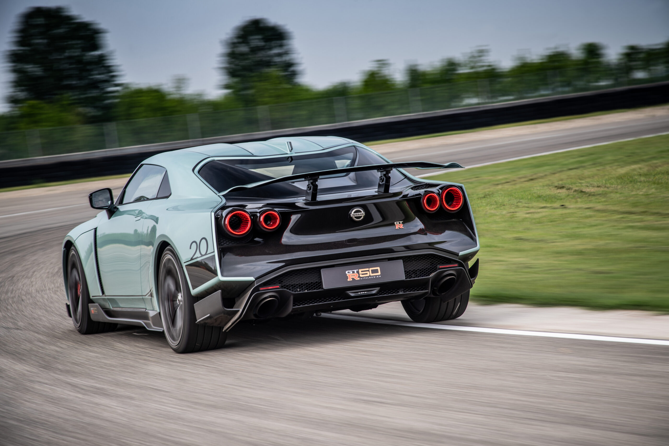 Nissan GT-R 50