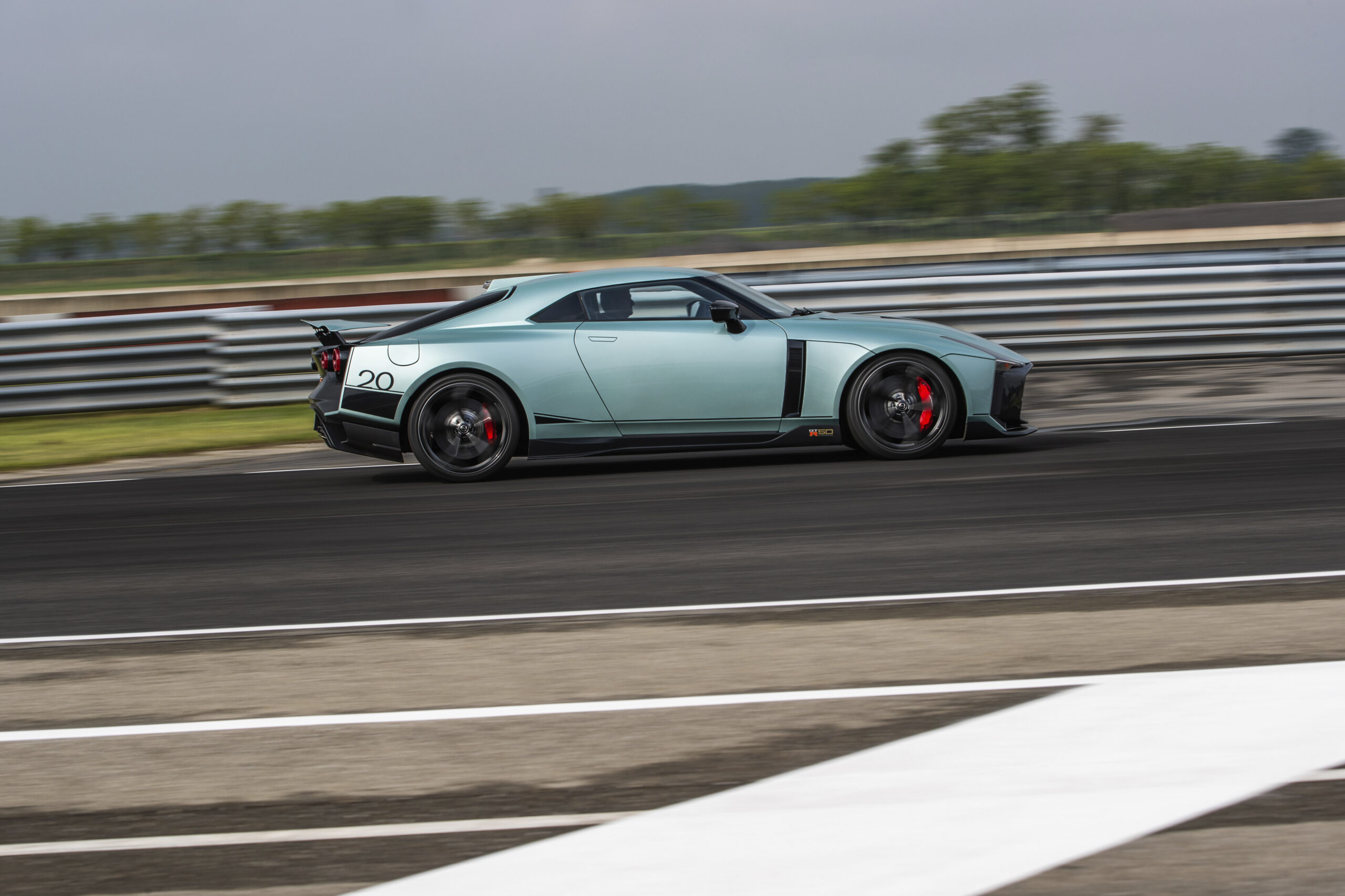 Nissan GT-R 50
