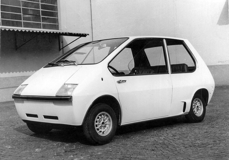 De Tomaso Rowan