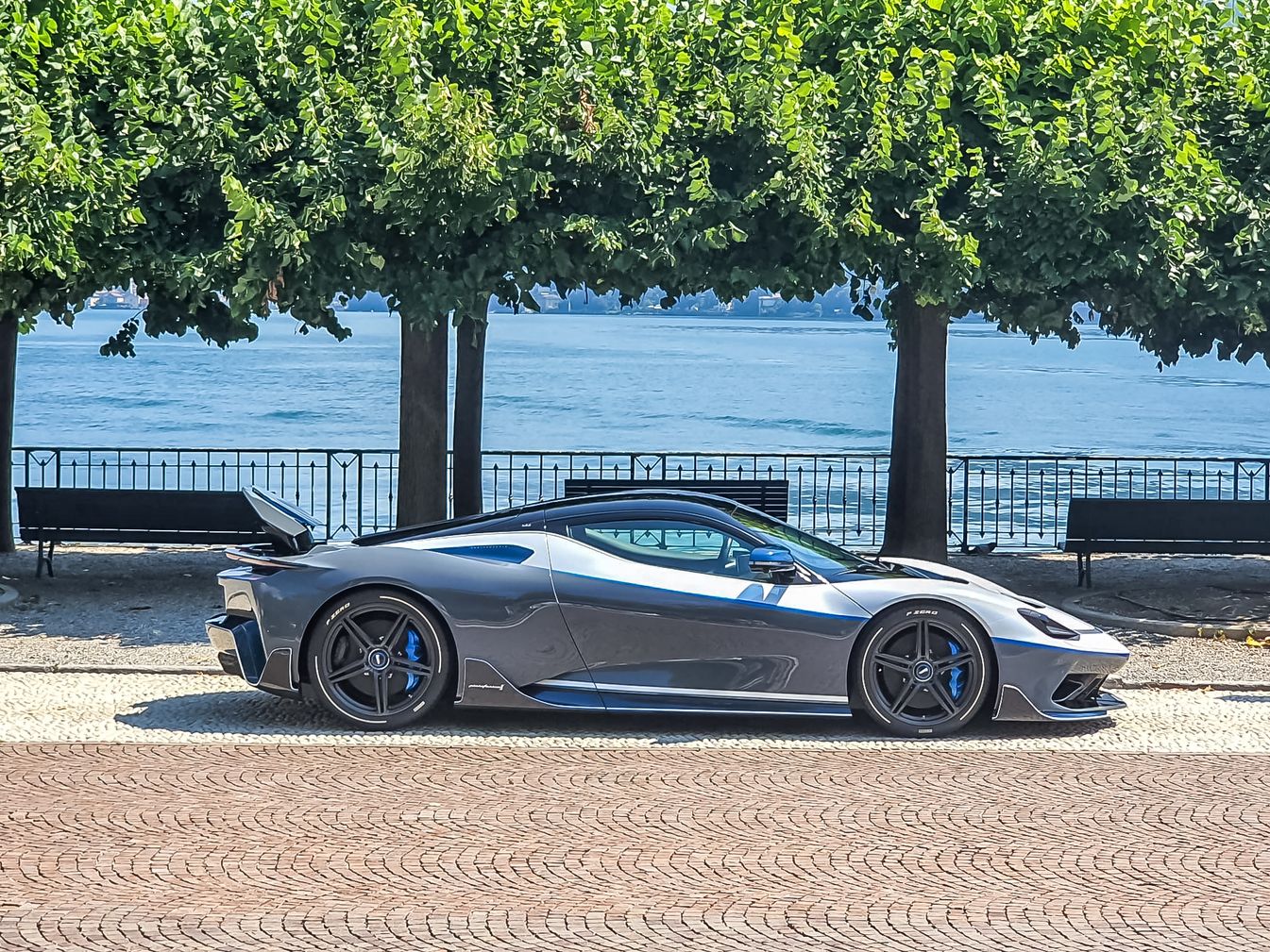 Automobili Pininfarina Battista Anniversario