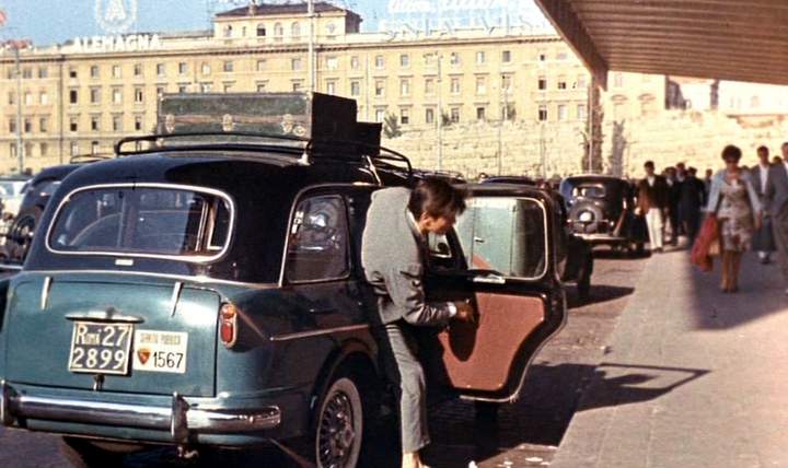 Fiat 1100 Familiare Elite