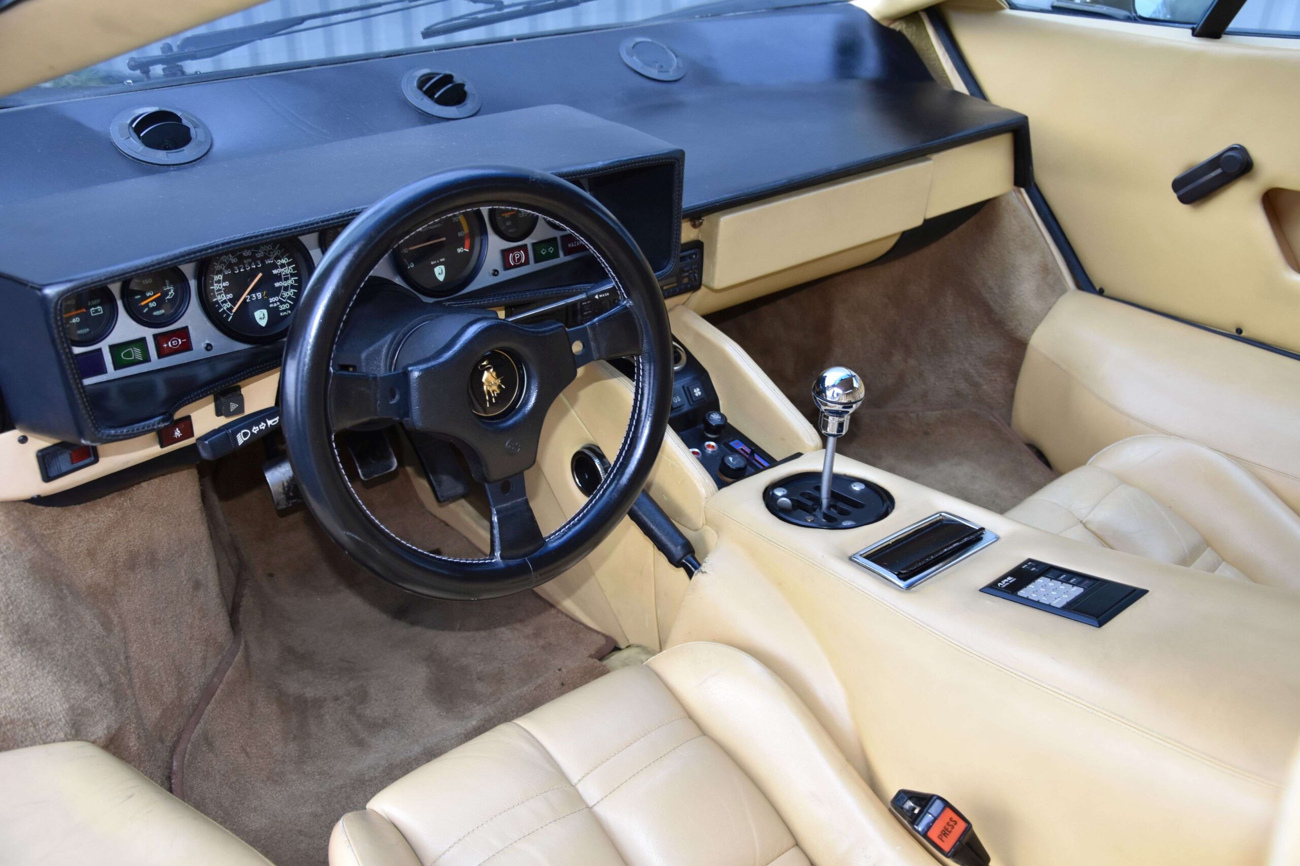 Lamborghini Countach
