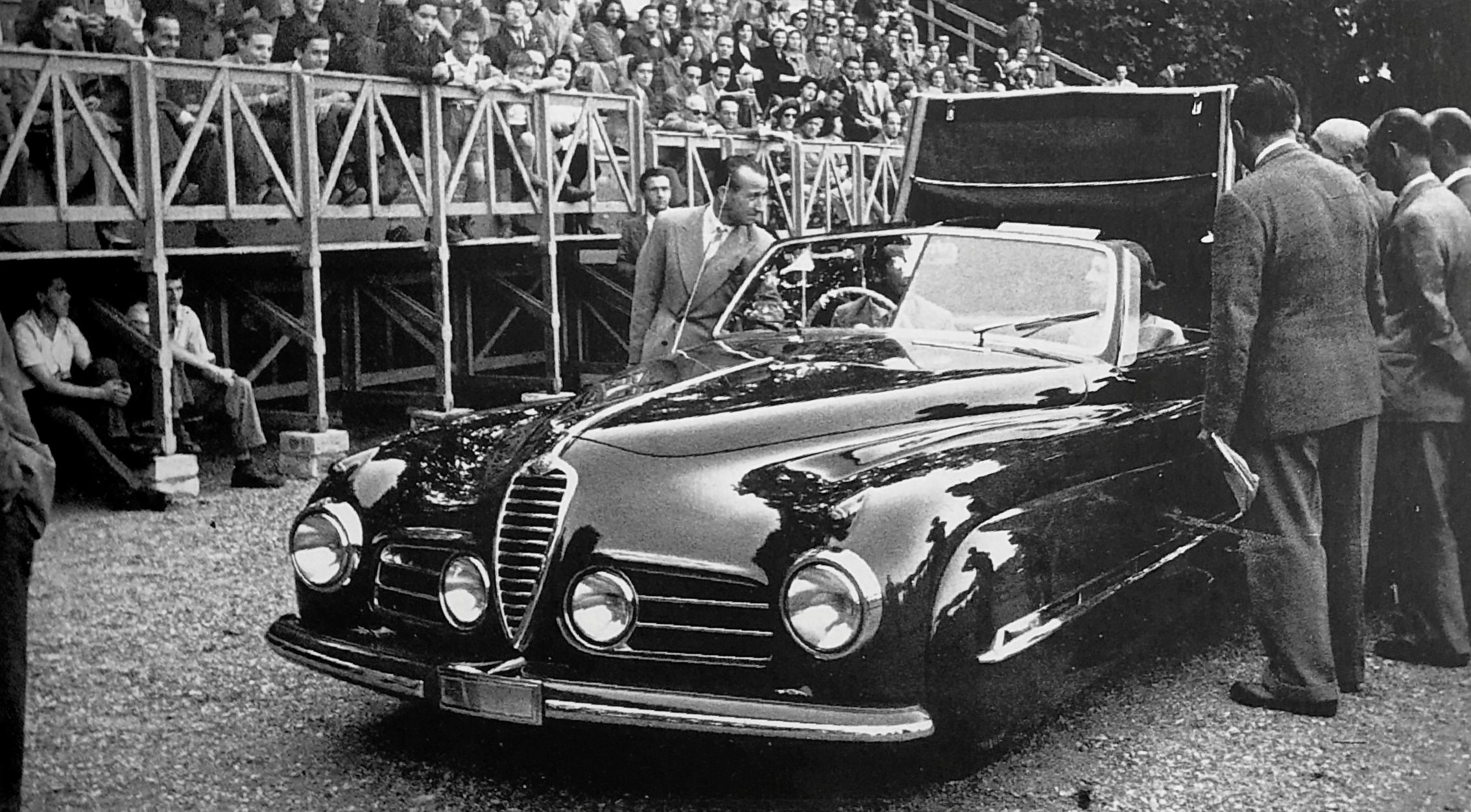Alfa Romeo 6C 2500 SS Cabriolet