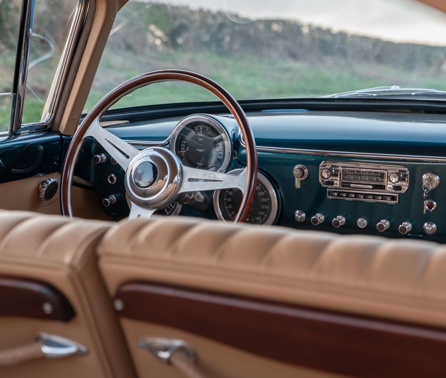 Aston Martin DB2/4 Vignale