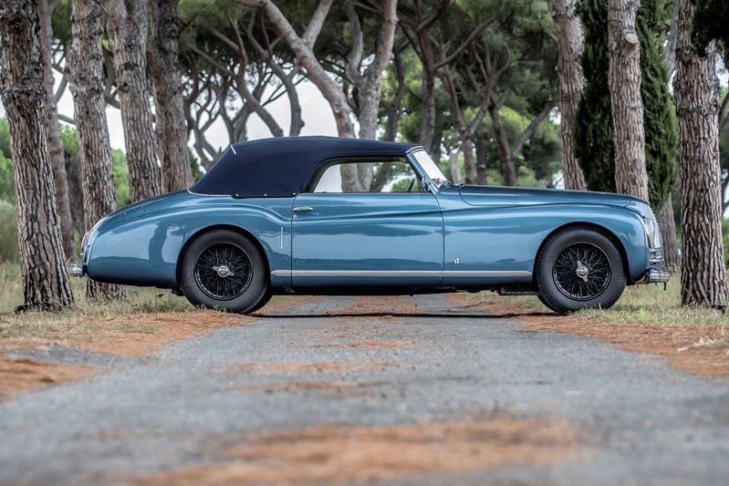 Alfa Romeo 6C 2500 SS Cabriolet Pininfarina