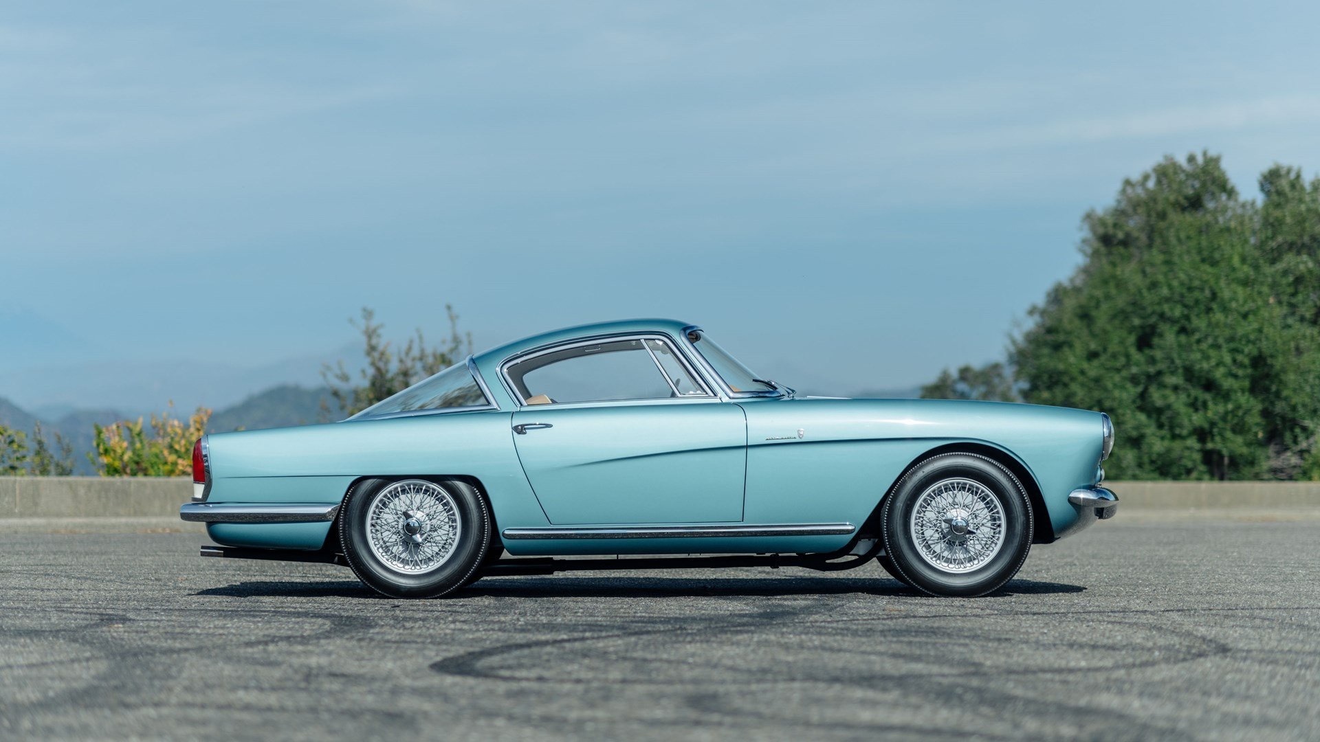 Aston Martin DB2/4 Bertone