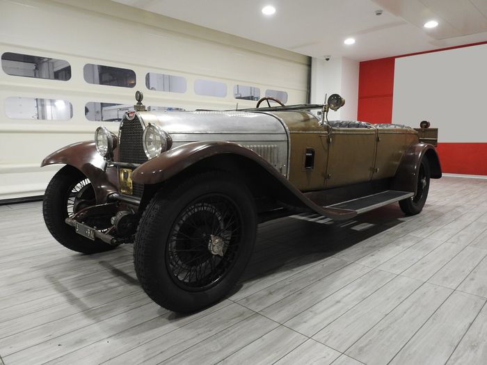 Bugatti T44 Torpedo Ghia