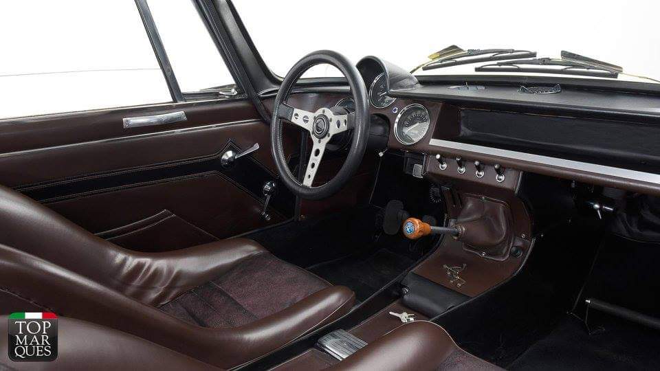 Alfa Romeo Pretty Car