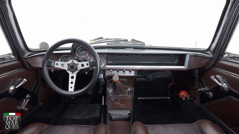 Alfa Romeo Pretty Car