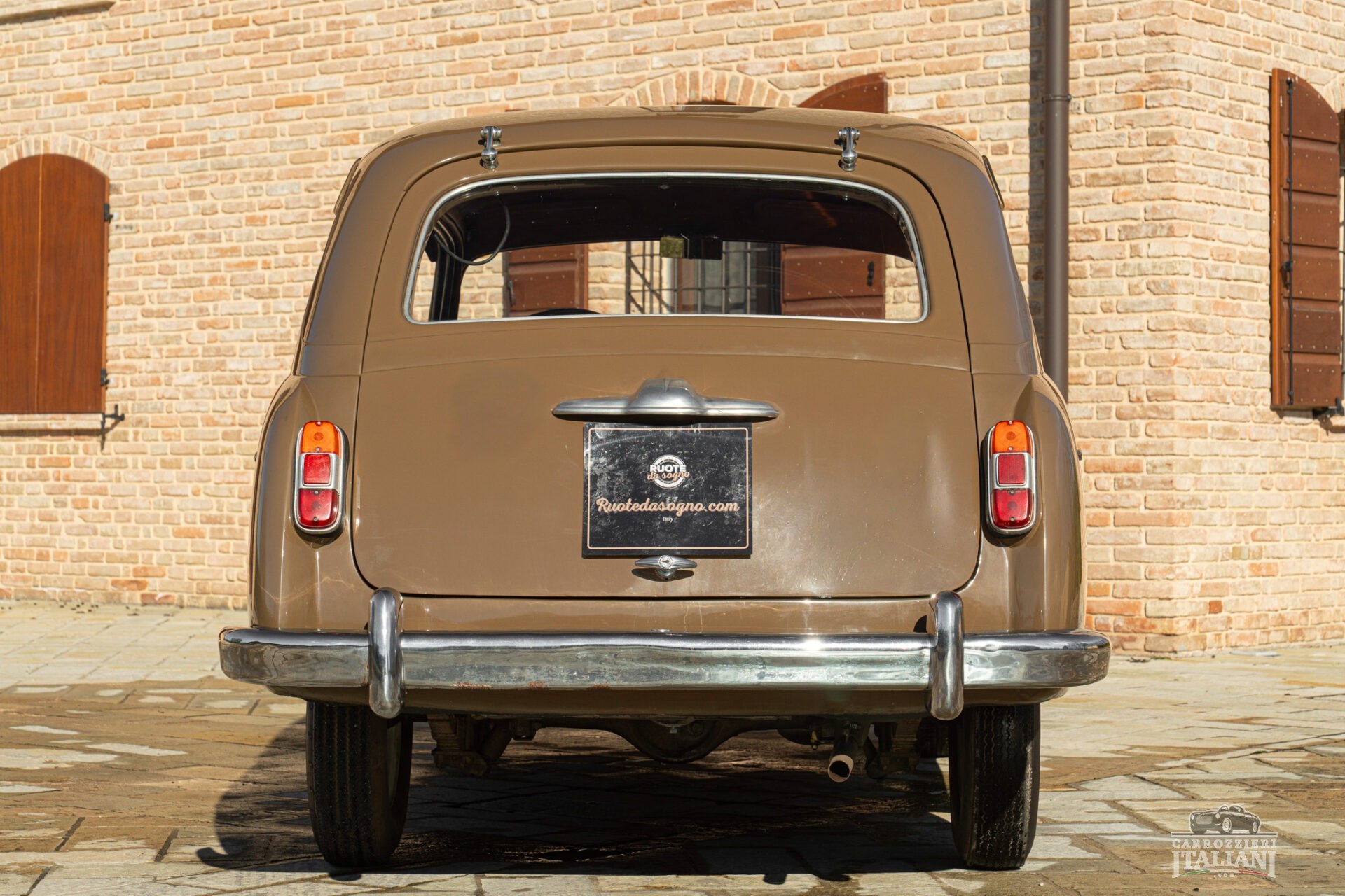 Fiat 1100 Giardinetta Sleeping