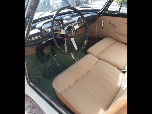 Fiat 1200 Coupé 2 Posti Pininfarina