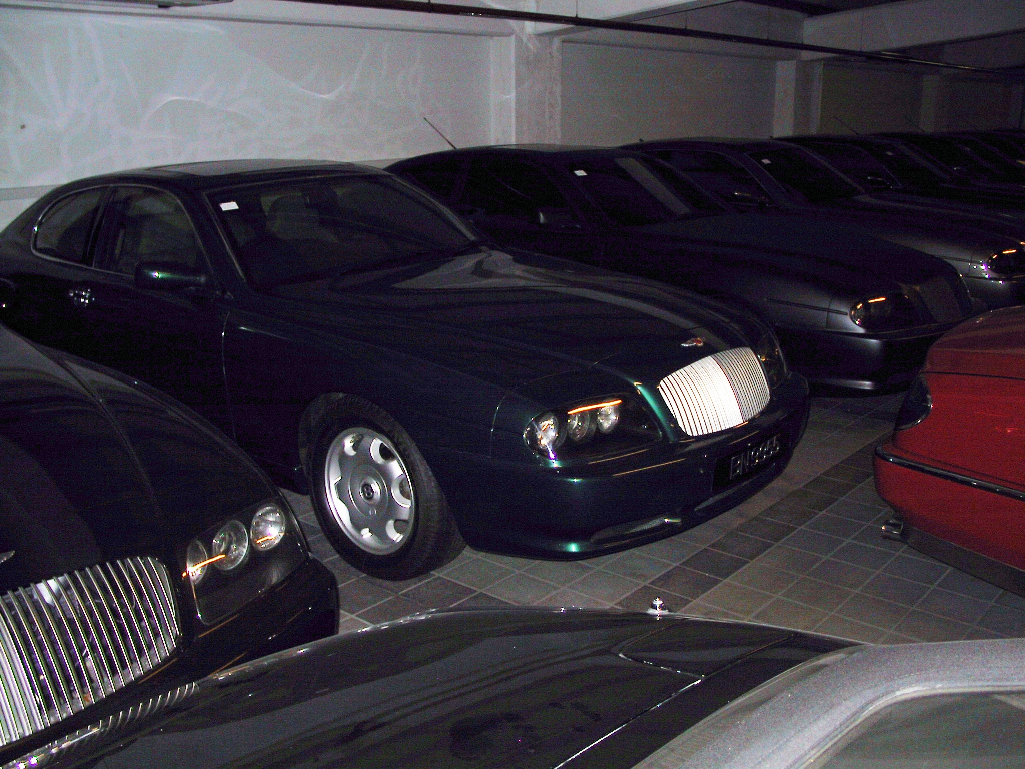Bentley B2