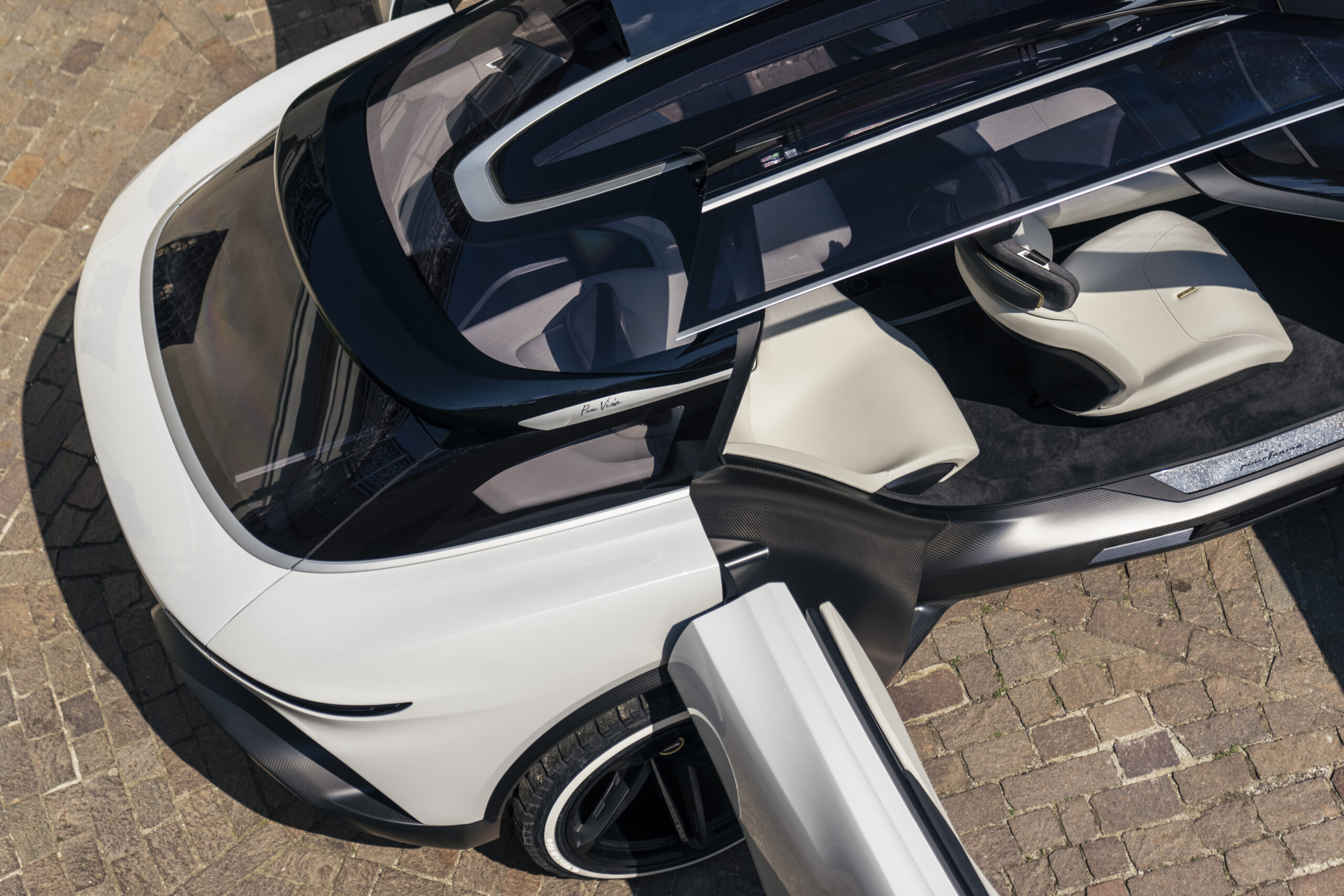 Automobili Pininfarina PURA Vision