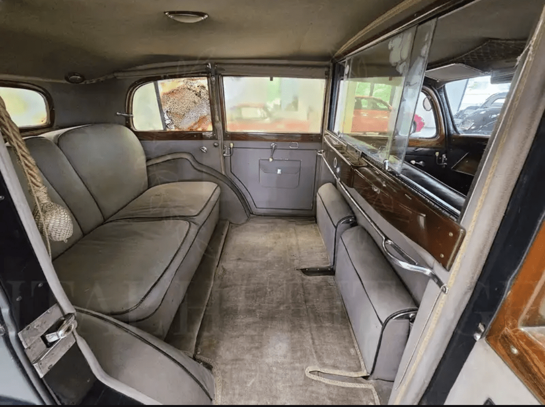 Lancia Dilambda Berlina Farina