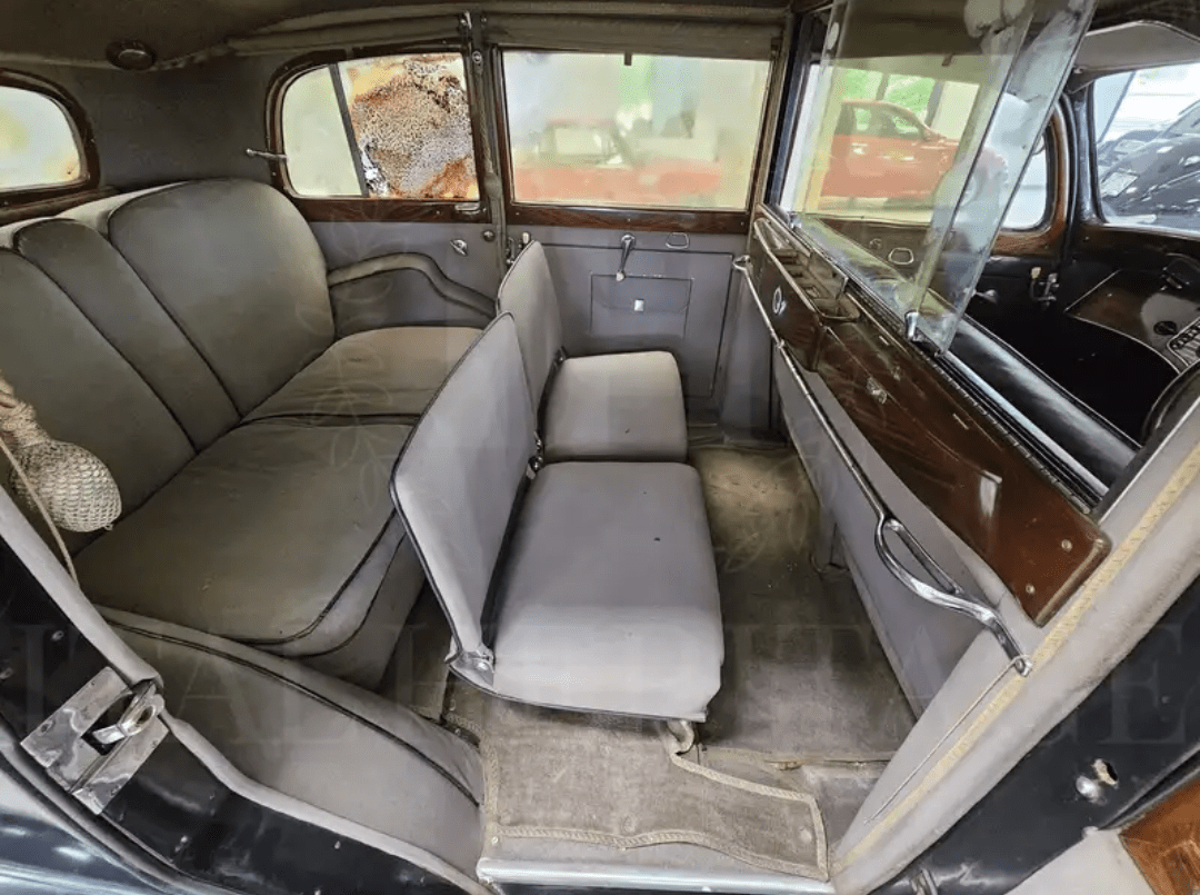 Lancia Dilambda Berlina Farina