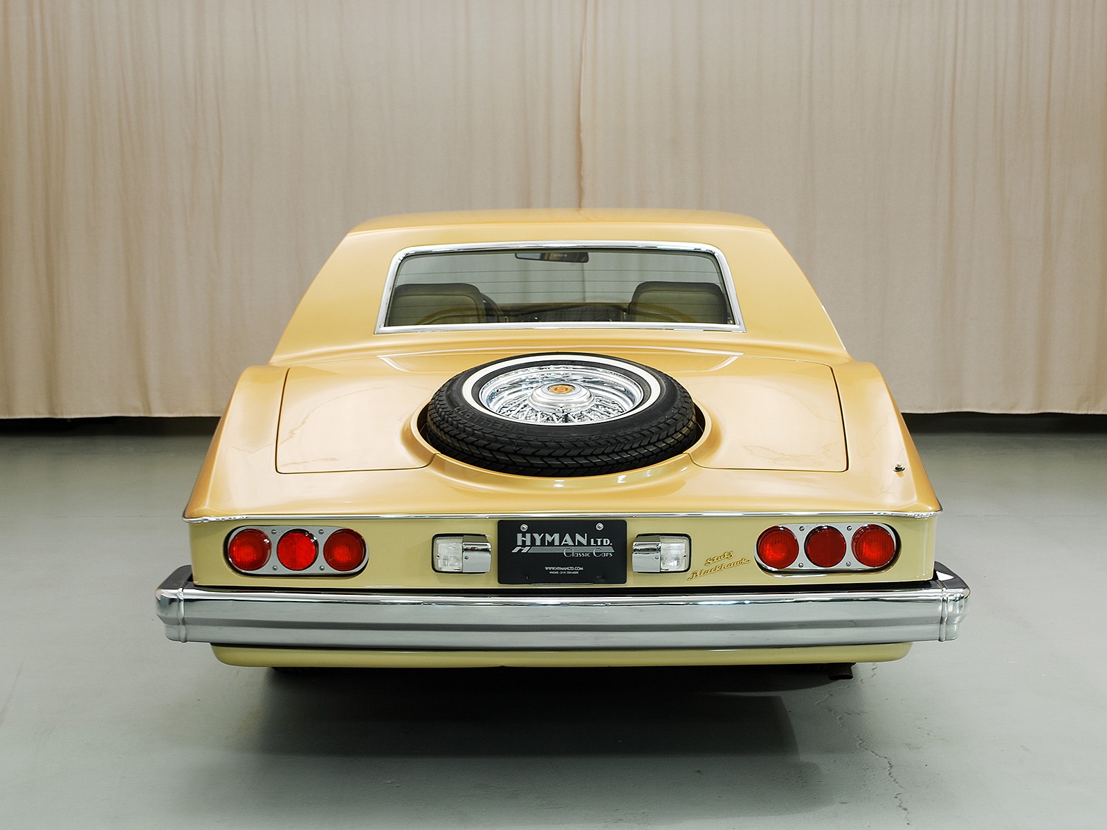 Stutz Blackhawk VIII back
