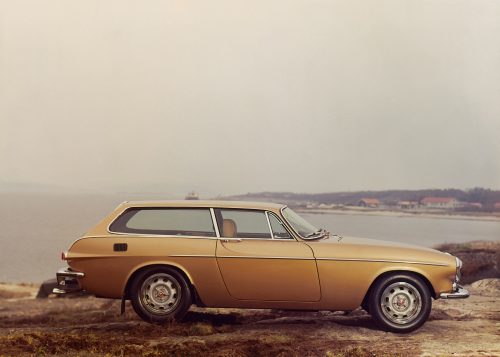 Volvo P1800 ES Beach Car