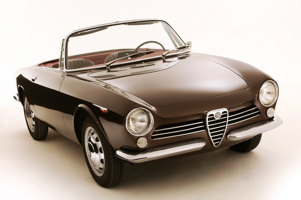 Alfa Romeo Giulia GT Spider