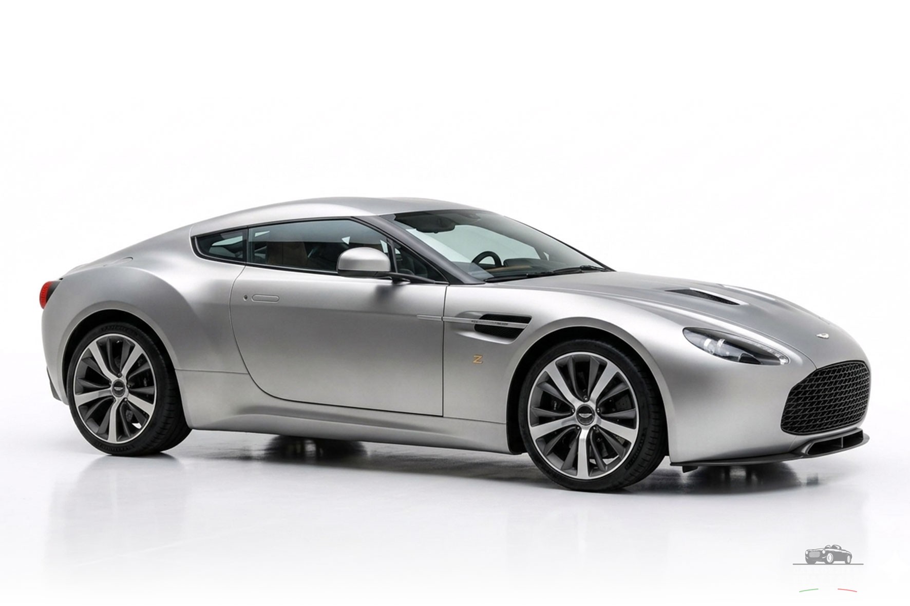 Aston Martin V12 Coupé Heritage TWINS