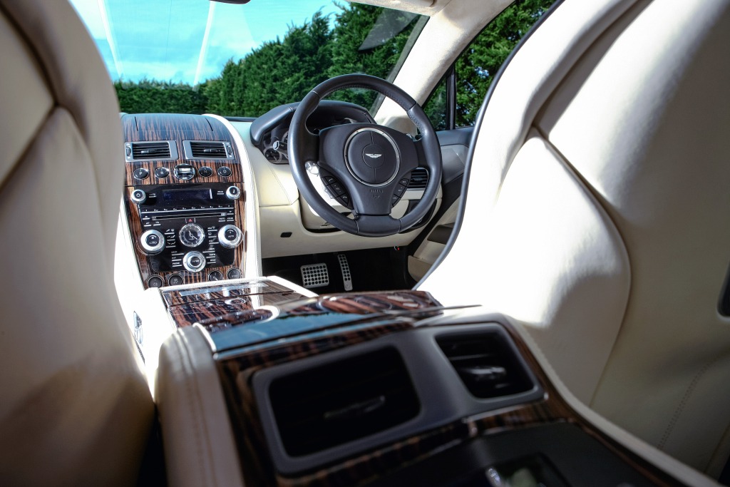 Aston Martin Rapide Jet 2+2