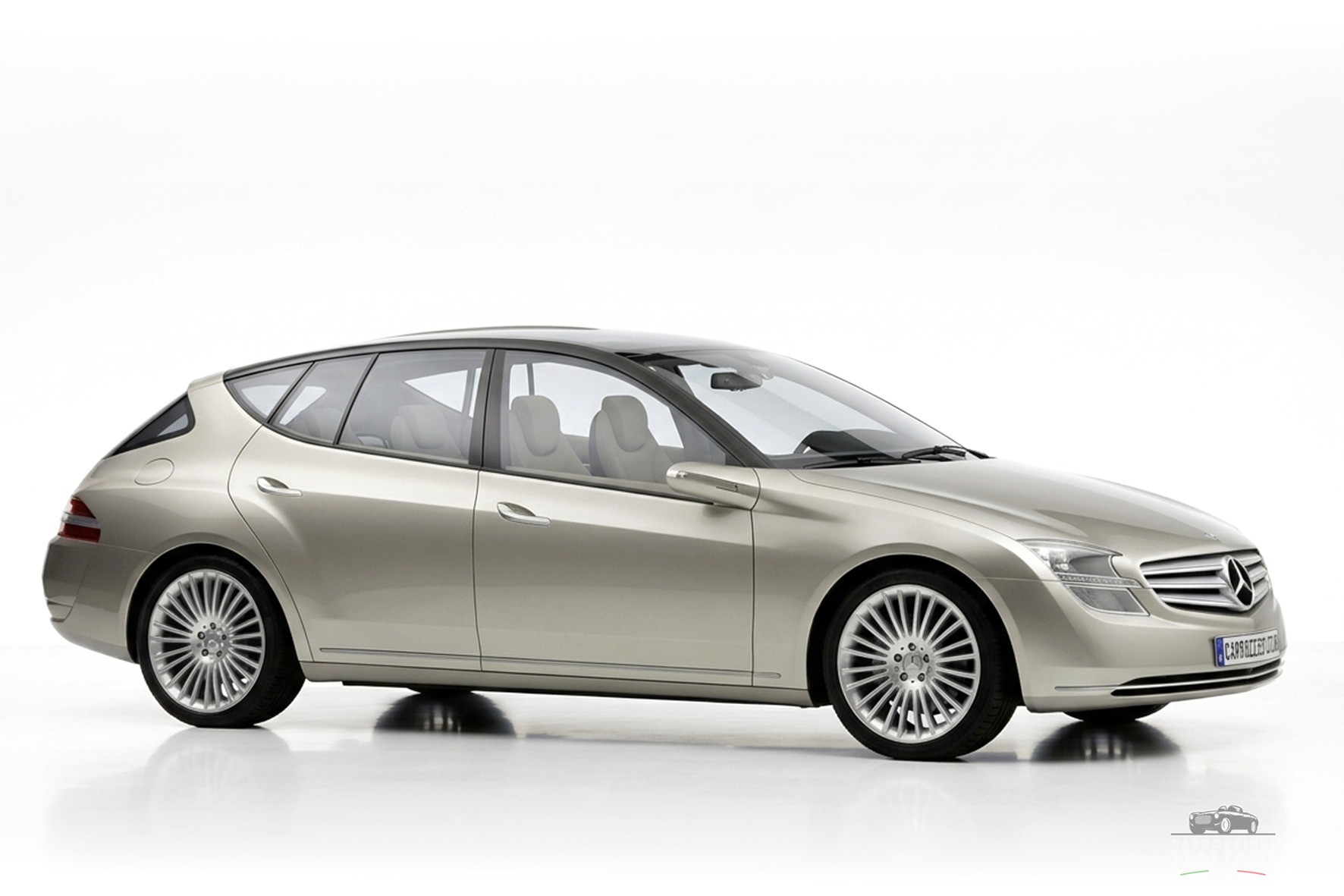 Mercedes-Benz F500 Mind