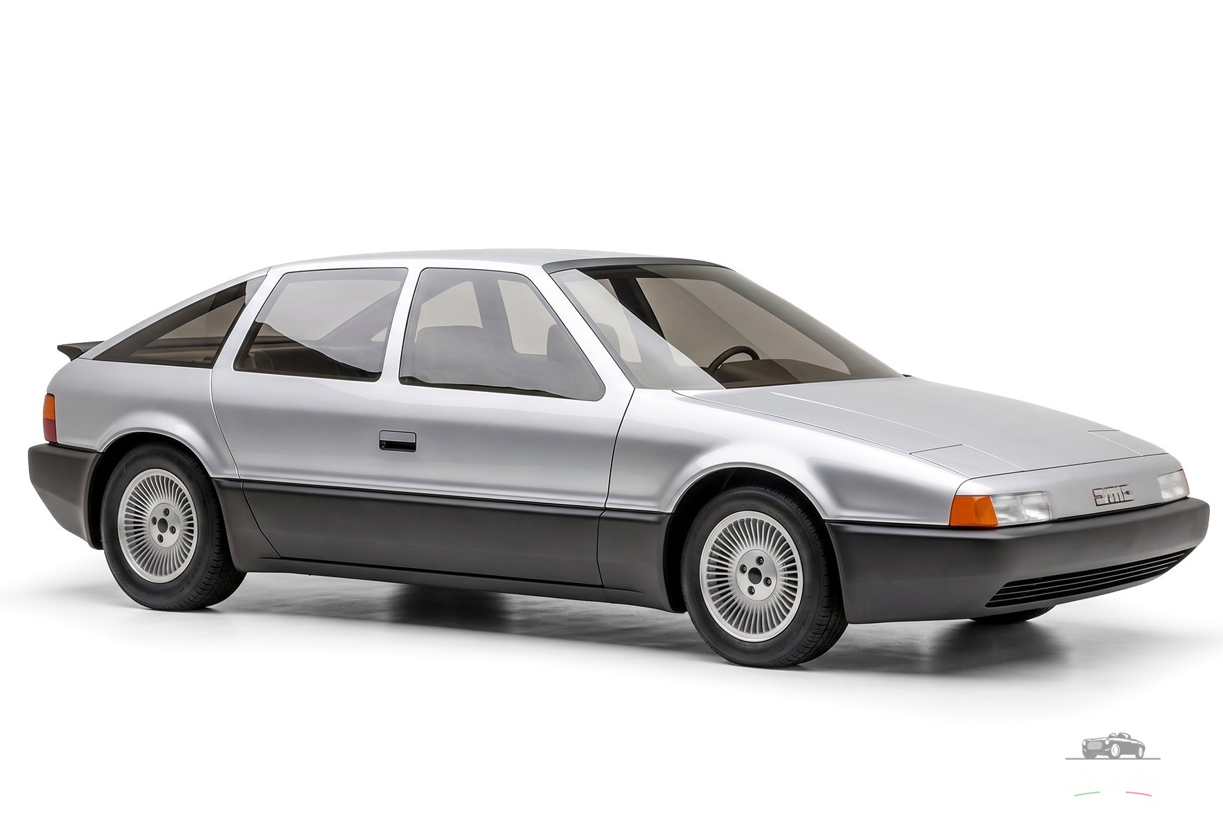 DeLorean DMC-24