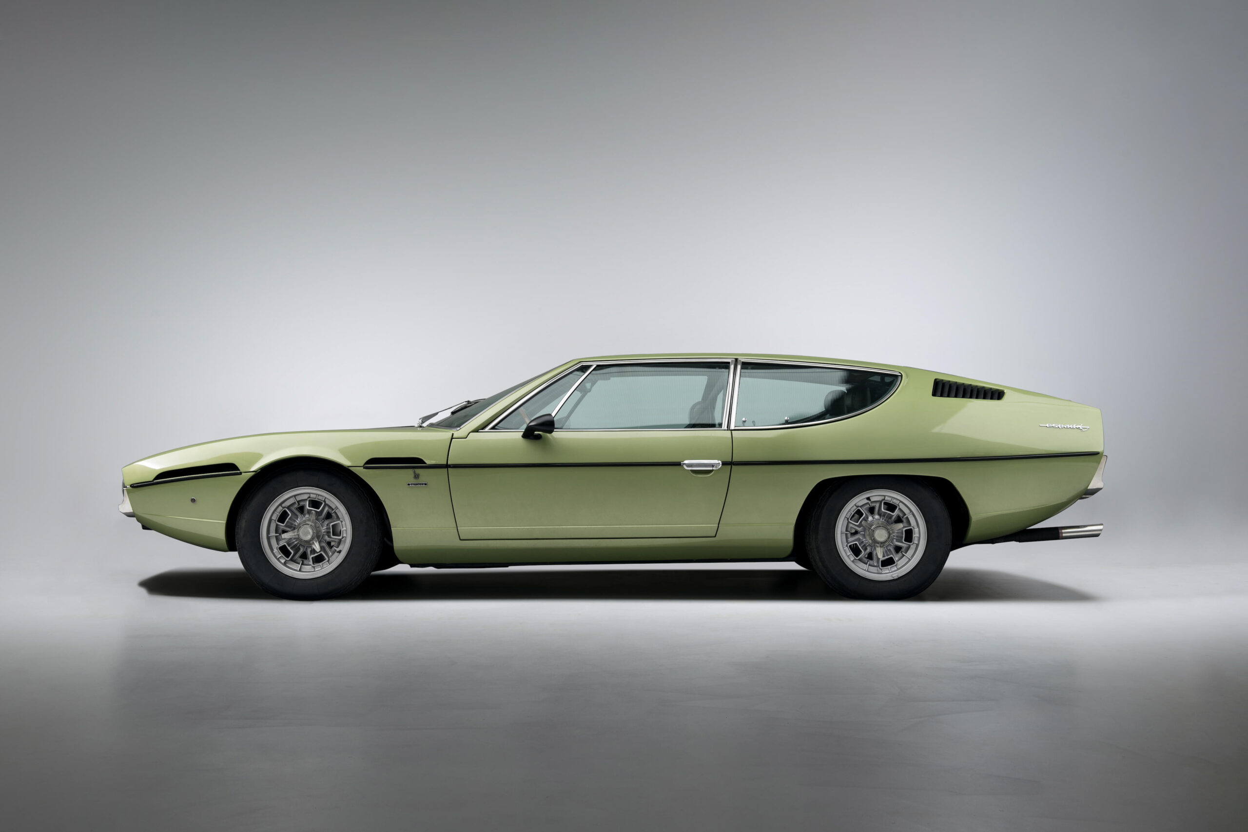 lamborghini espada side profile