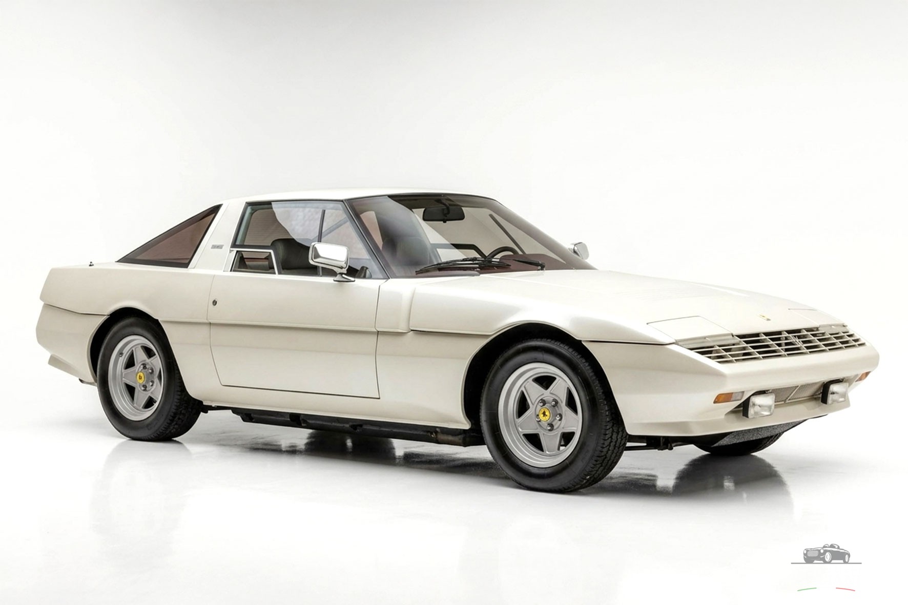 Ferrari Meera S