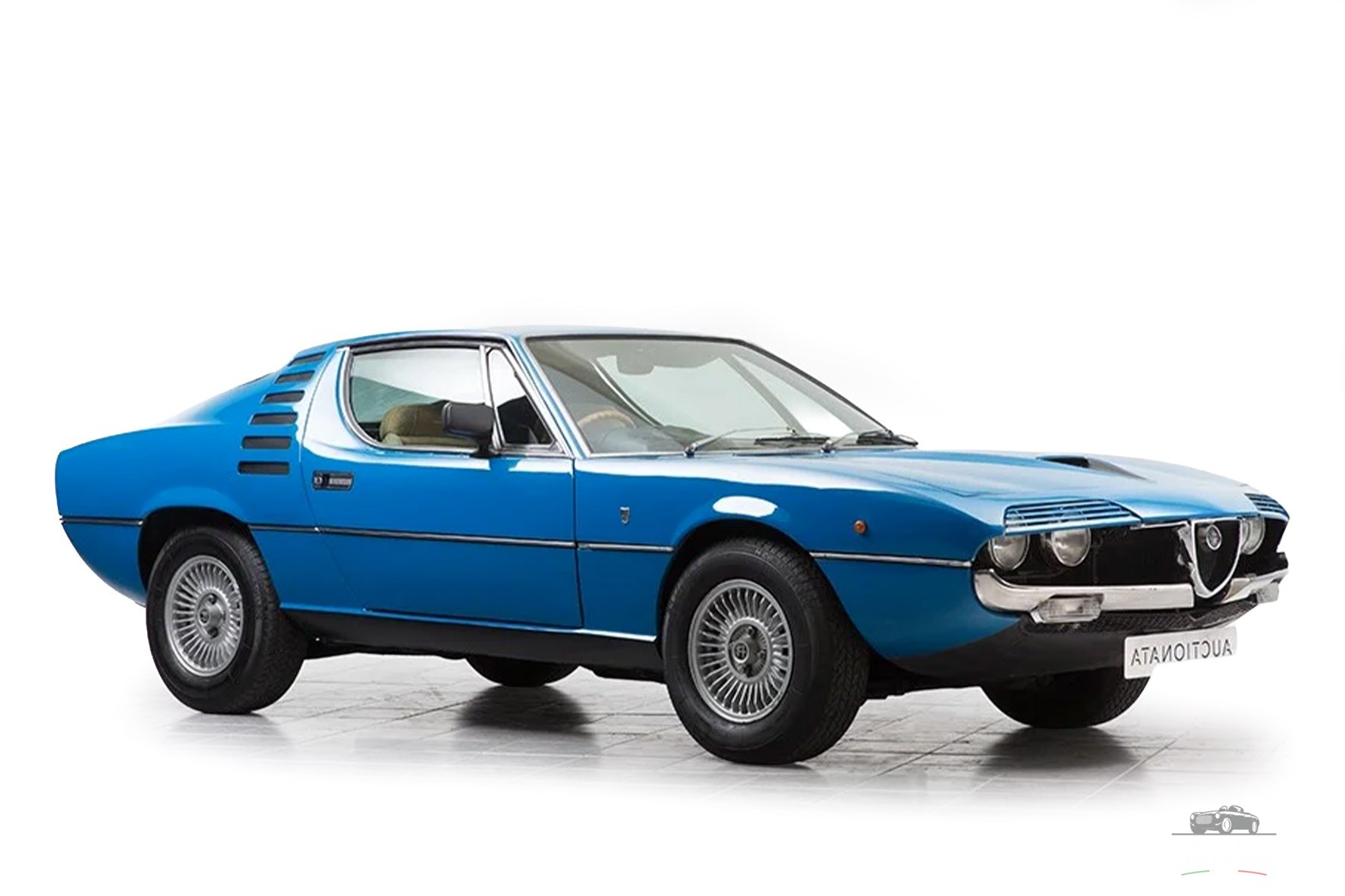 Alfa Romeo Montreal