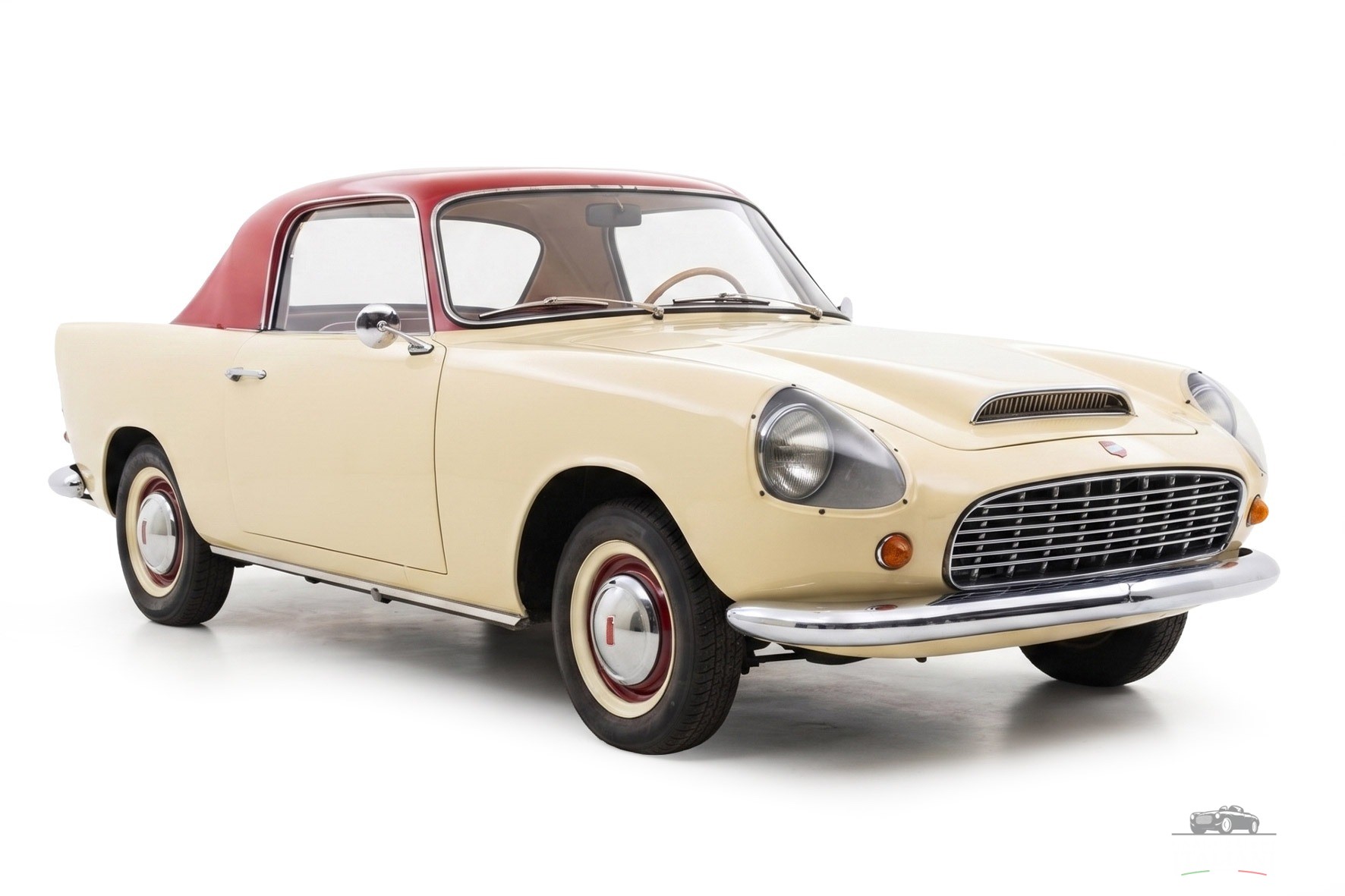 Moretti 750 Tour de Monde Coupé