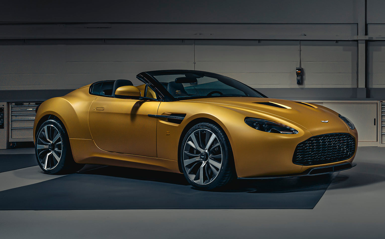 Aston Martin V12 Speedster Heritage TWINS