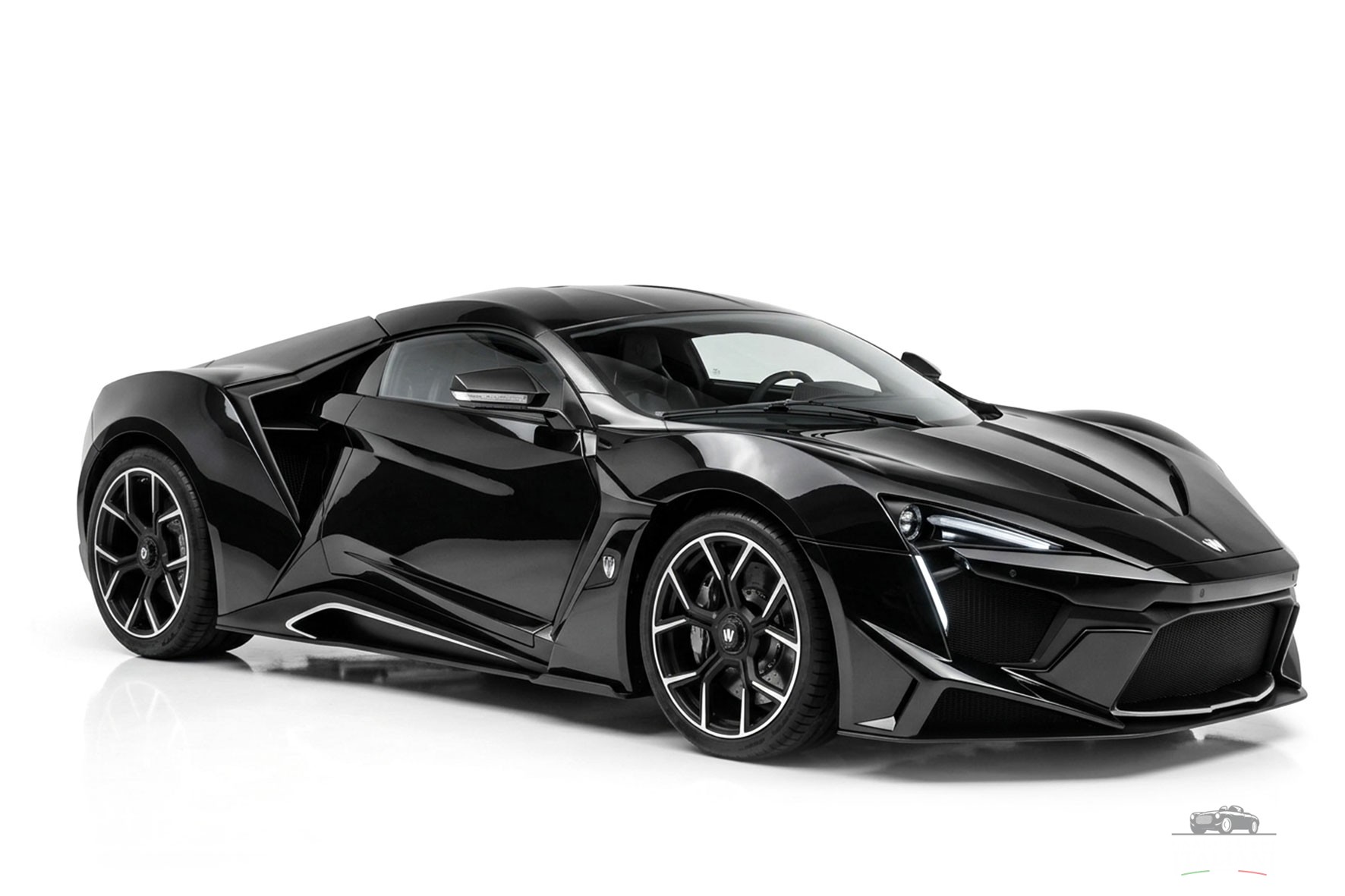 W Motors Fenyr SuperSport